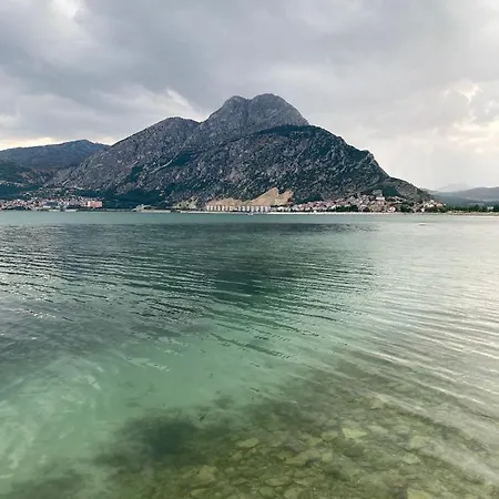 Goel Penzion Egirdir